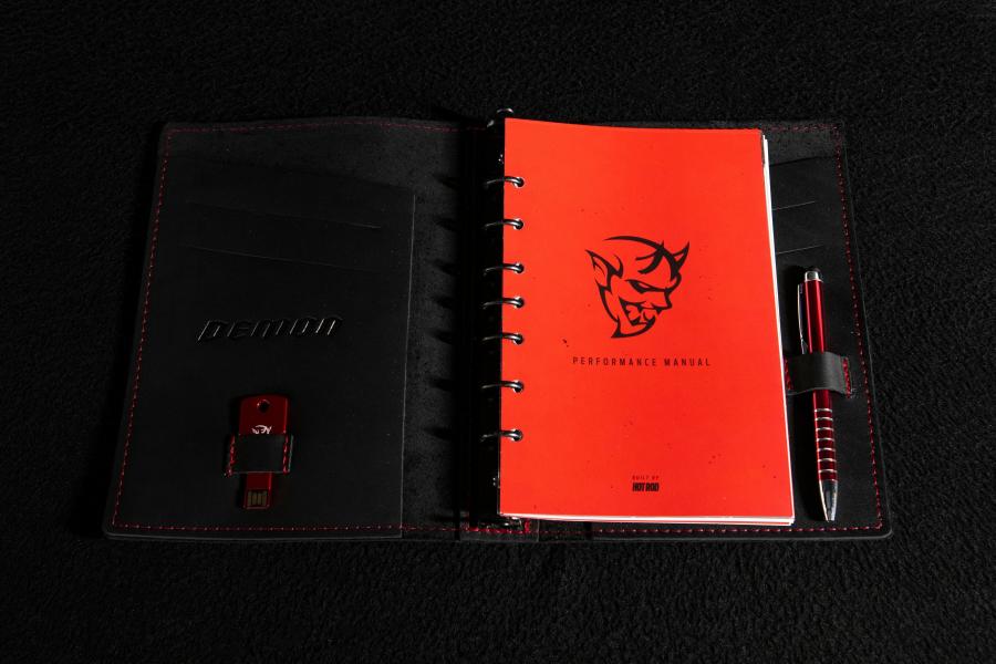 Сервисные книги Dodge Challenger SRT Demon (LC, 0945 of 3300) 2018 года  (фото 95 из 109)